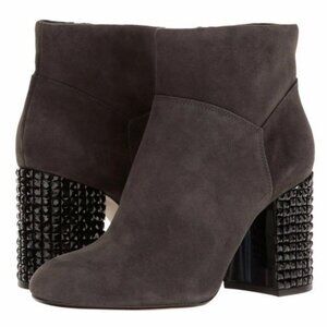 Michael Michael Kors "Arabelle" Gray and Black Ankle Boot in Size 6.5 M